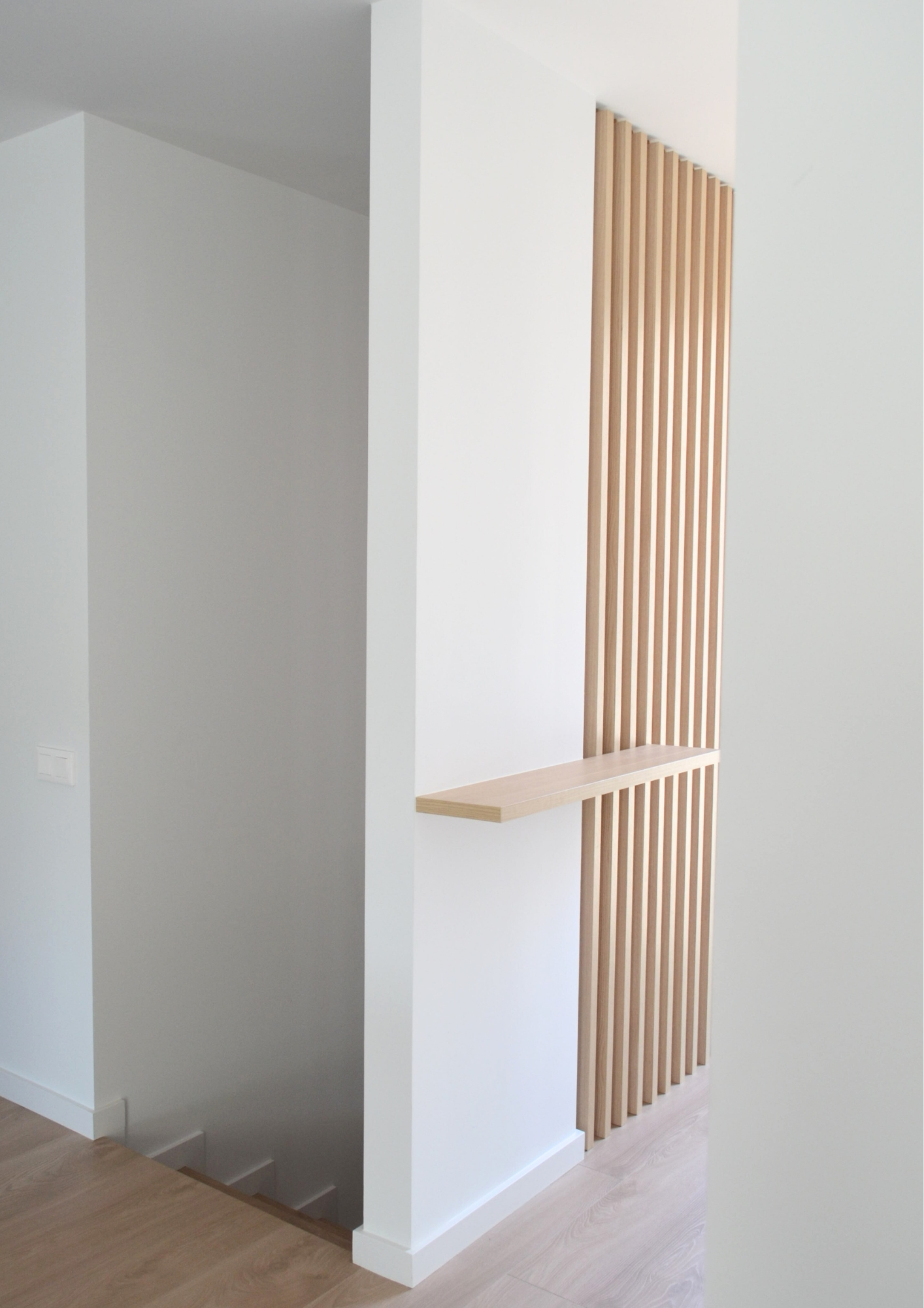 balda basic roble vicenza y separador Balda Basic de pared - Imagen 34
